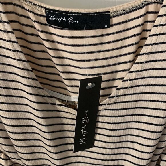 Brit & Bri NWT cream/black striped peplum tank top Size medium - Picture 5 of 6